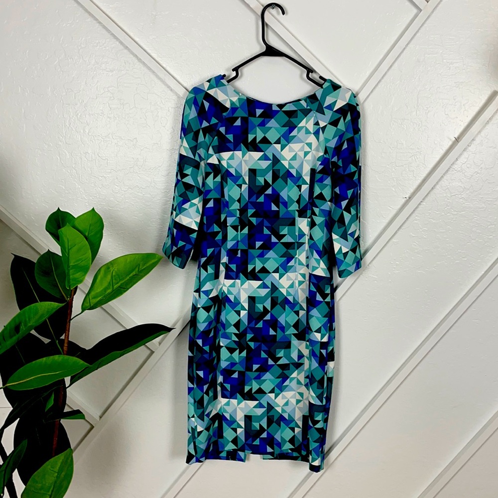 H&M geometric print fitted front pleat dress